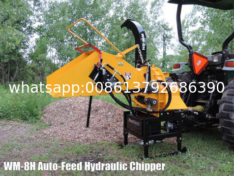 W model wood chipper with PTO shaft
