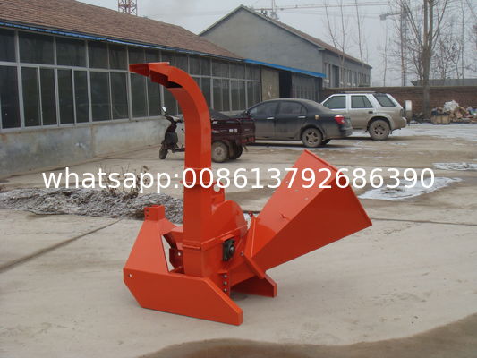 BX model wood chipper with PTO shaft