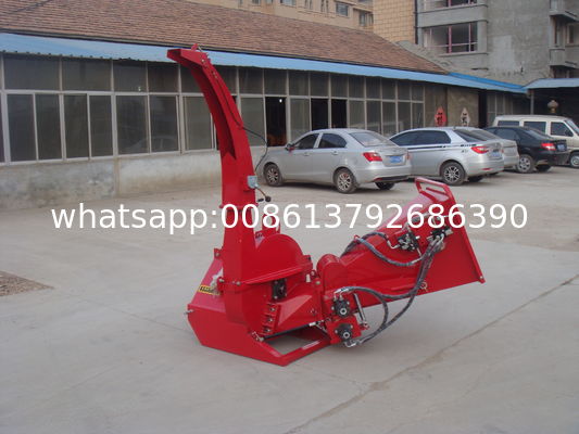 BX model wood chipper with PTO shaft